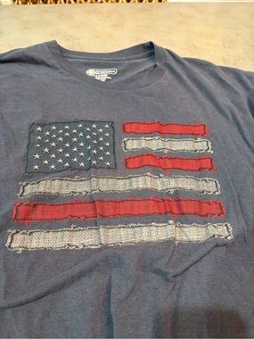 Classic Navy American Flag Graphic Tee - Men